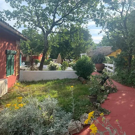 Les Mazets Du Coulicot Holiday home